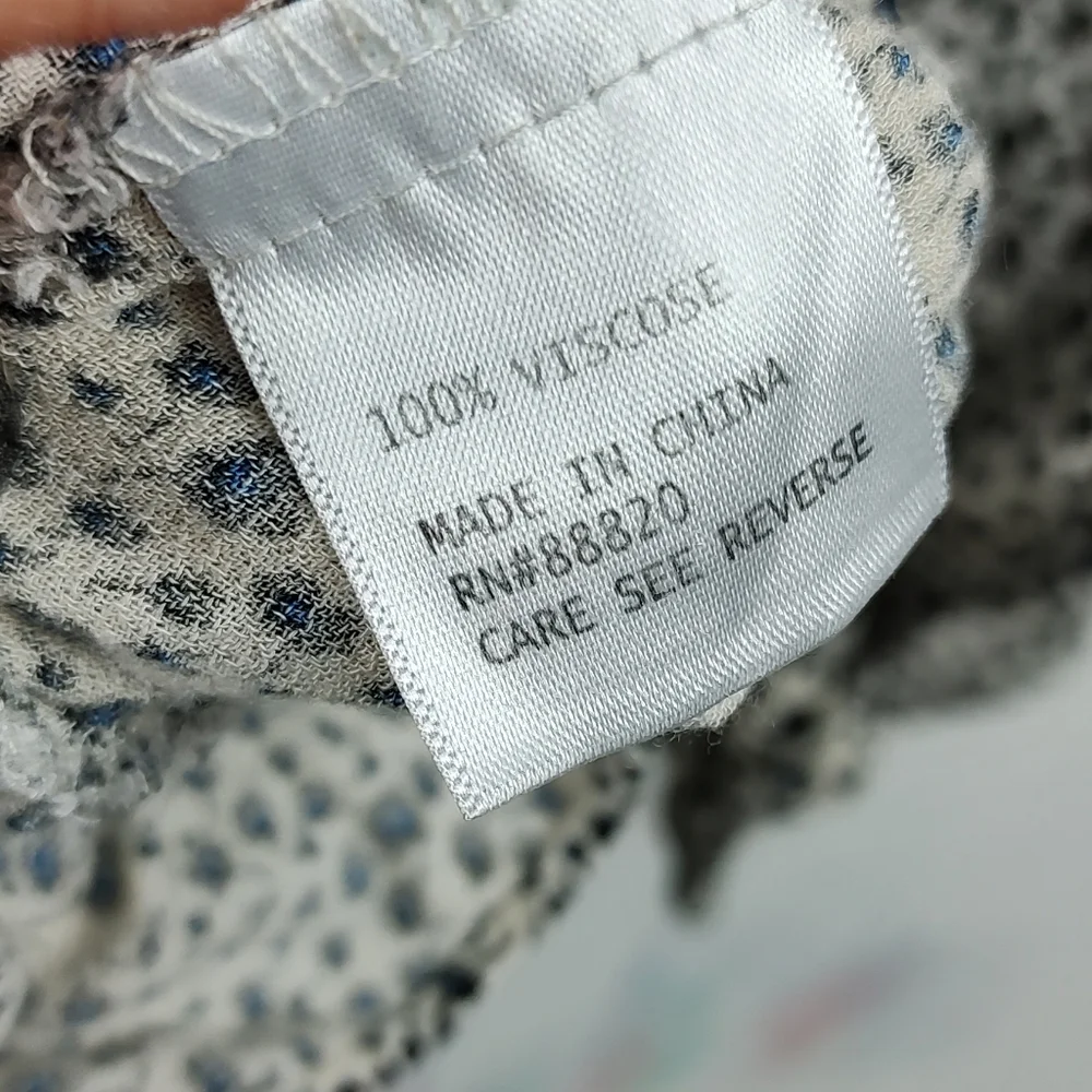 Cynthia Rowley Floral Print V-neck Top - Picture 5 of 10